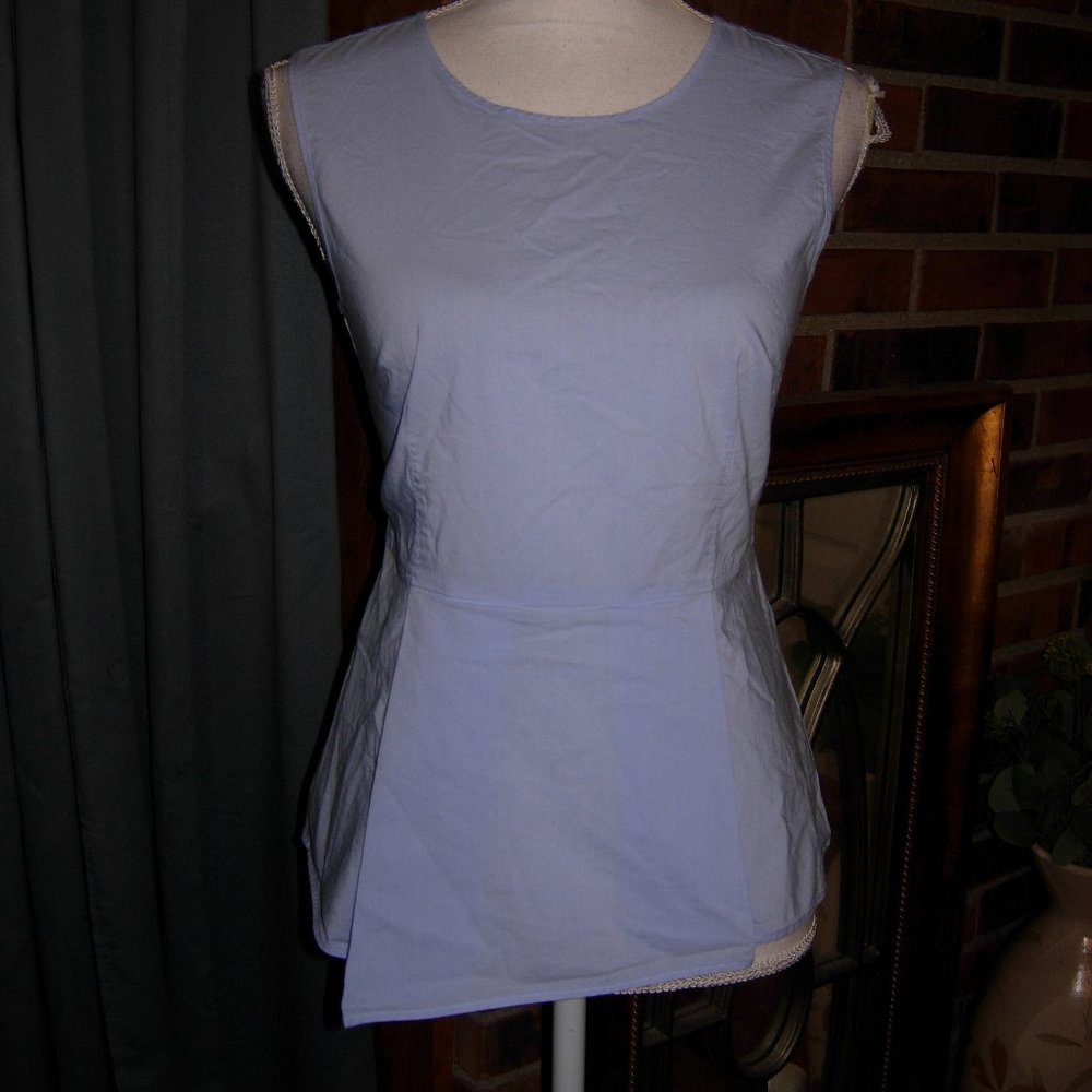 Halogen Blue Sleeveless Flare Bottom Top XS